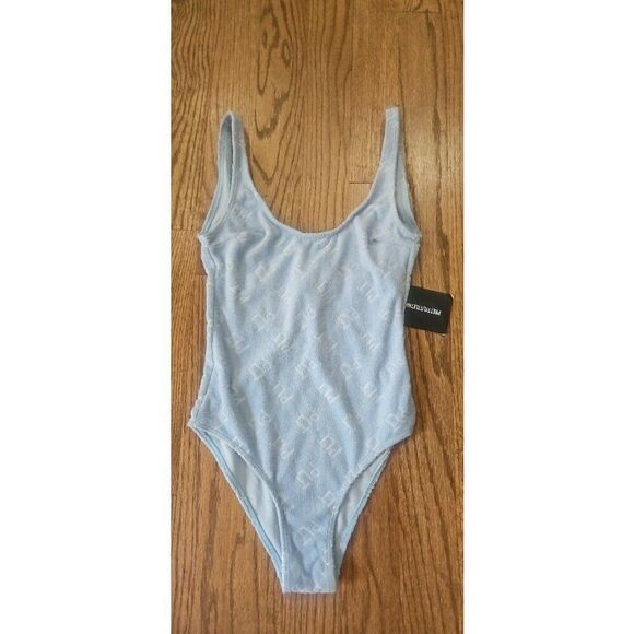 NWT Pretty Little Things Textured One-Piece Swimsuit Women's Size 6 - Picture 1 of 3